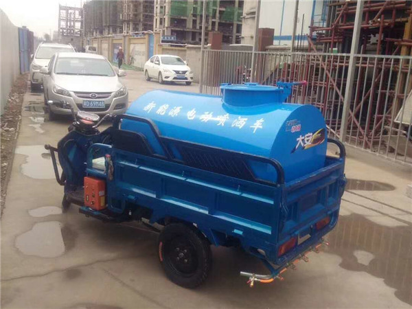 小型灑水車